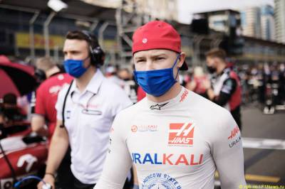 Никита Мазепин - Мазепин: Я один из немногих, кто рад строенным гонкам - f1news.ru