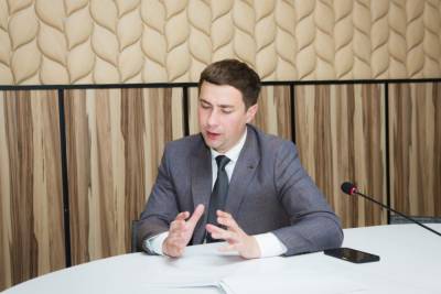 Роман Лещенко - Рейдерство земли: в МинАПК не ожидают увеличения жалоб в первые полгода работы рынка - ru.slovoidilo.ua