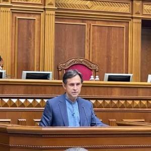 Алексей Любченко - Правительство определило пять кластеров развития экономики - reporter-ua.com - Развитие
