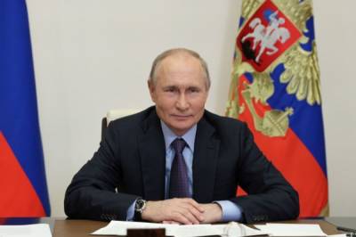 Владимир Путин - Путин назвал необоснованными обвинения России в кибератаках в США - aif.ru