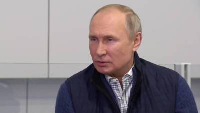 Владимир Путин - Путин заявил, что Россия не ведет войну в киберпространстве против НАТО - gazeta.ru