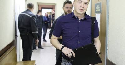 Протасевич назвал слухами сообщения о его избиении в СИЗО - rus.delfi.lv - Минск - Латвия