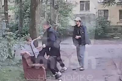 Неизвестные подростки разбили голову мужчине в Колпино - spb.mk.ru