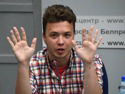 Роман Протасевич - “Меня никто и пальцем не тронул”: Протасевич заявил, что его не принуждали к сотрудничеству со следствием - unn.com.ua - Киев - Минск
