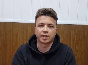 Роман Протасевич - Протасевич заявил журналистам, что считает сейчас СИЗО самым безопасным для себя местом - znak.com