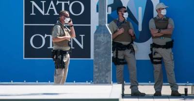 Страны НАТО договорились наращивать военные расходы - reendex.ru - Греция - Брюссель - Люксембург
