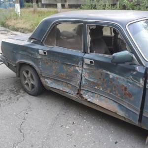 В Шевченковском районе Запорожья пьяный водитель ВАЗа без прав попал в ДТП. Фото - reporter-ua.com - Запорожье