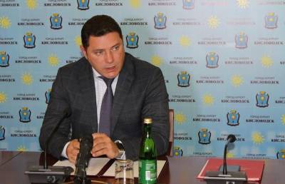 Владимир Владимиров - Александр Курбатов - Мэр Кисловодска при смерти после падения с электросамоката - pupolita.ru - Ставрополье - Кисловодск