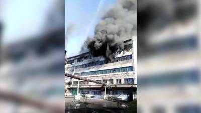 В здании фабрики в Кемеровской области произошел пожар - iz.ru - Кемеровская обл. - Березовский