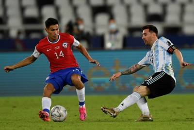 Артуро Видаль - Copa America: Аргентина не смогла обыграть Чили, Парагвай справился с Боливией - mediavektor.org - Боливия - Аргентина - Чили - Парагвай