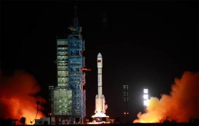 Sina: Введённый в эксплуатацию двигатель с тягой в 500 тонн позволит к 2030 году осуществить высадку первого гражданина Китая на Луну - topwar.ru
