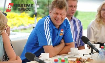 Ольга Бузова - Александр Тихонов - Дмитрий Губерниев - «Вшивый футболист»: олимпийский чемпион взял Губерниева на слабо после скандала с Бузовой - fedpress.ru - Москва