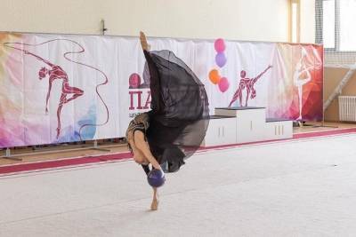 Более 200 тыс. собрали на соревнованиях по художественной гимнастике для новосибирских детей с онкозаболеваниями - tayga.info - Новосибирск