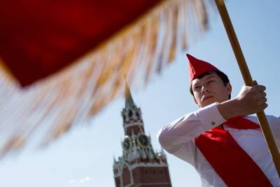Выставка «Воспоминания о детстве» открылась в Музее современной истории - vm.ru - Крым