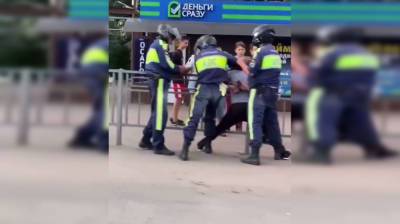 В Воронеже задержали дебошира-мотоциклиста: появилось видео - vestivrn.ru - Воронеж