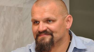 Василий Вирастюк - Вирастюк принял присягу в Раде под улюлюканье зала и выкрики «Ганьба!» (ВИДЕО) - enovosty.com