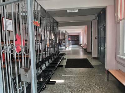 Петербург обратится в федеральный центр за деньгами на строительство школ - rosbalt.ru - Санкт-Петербург