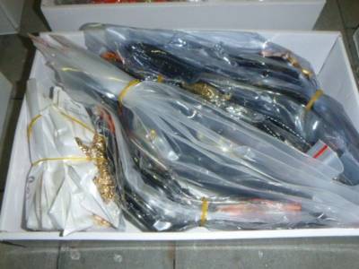 В Гукове таможенники изъяли у мужчины контрафактную продукцию на 3 млн рублей - dontr.ru - Юта