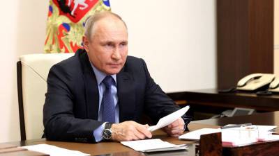 Владимир Путин - Сергей Кравцов - Путин обратил внимание на проблему некачественного школьного питания - newdaynews.ru