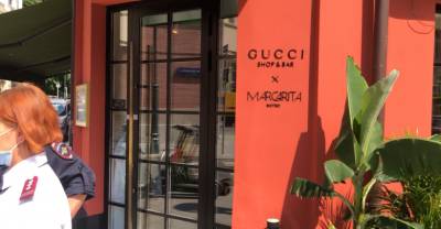 Трагедия для модников: В Москве Gucci shop & bar опечатали за нарушения мер профилактики ковида - reendex.ru - Москва