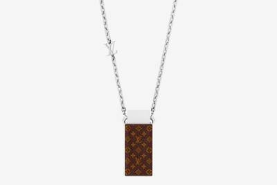 Louis Vuitton - Чехол для ластика Louis Vuitton за десятки тысяч рублей подняли на смех в сети - lenta.ru