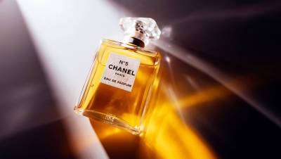 Chanel - В компании Chanel отчитались о падении продаж в пандемию - gazeta.ru