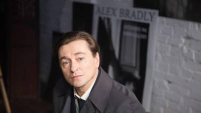Сергей Безруков - Сергей Безруков сделал прививку от коронавируса - vesti.ru - Москва