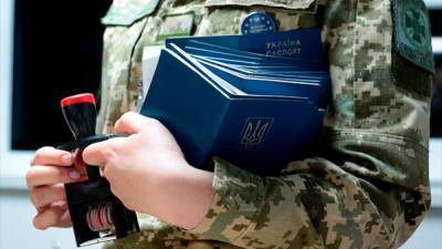 Мария Мезенцева - Ради представителей диаспоры или избирателя с российским паспортом: Зачем «слугам» двойное гражданство - bin.ua
