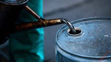 Fitch повысило прогноз стоимости нефти Brent в 2021 году до $63 с $58 за баррель - smartmoney.one - Москва