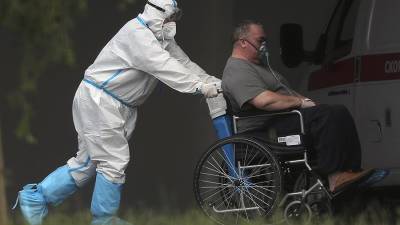 Ученые спрогнозировали пик роста числа зараженных COVID-19 - iz.ru - Санкт-Петербург