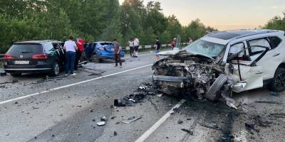 На Урале в ДТП с участием трех авто погиб один человек и еще трое пострадали - runews24.ru - Екатеринбург - Тюмень - Свердловская обл.