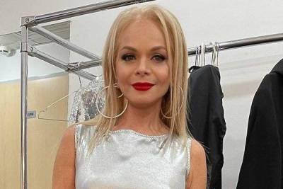 Лариса Долина - Неожиданный поворот: Долина показала, какой подарок ей сделала Карнавал - skuke.net