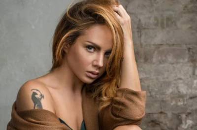 Марина Максимова - Пела с температурой 39: МакSим госпитализировали с 40% поражением легких - bloknot.ru - Казань