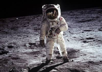 Юрий Алексеевич Гагарин - «Звёздная слепота»: почему астронавты США на Луне не видели звёзд - russian7.ru