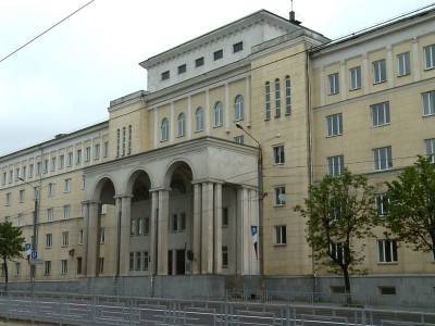 Алексей Островский - Михаил Мурашко - Минздрав выделит более 145 млн рублей на ремонт общежития Смоленского медуниверситета - rabochy-put.ru