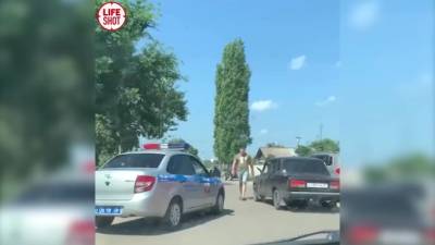 В Борисоглебске пьяный водитель напал на сотрудников ГИБДД - piter.tv - Борисоглебск