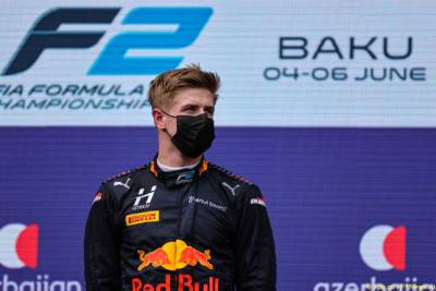 Хельмут Марко - Алексей Элбон - Юри Випс - Юри Випс поможет Red Bull Racing во Франции - f1news.ru