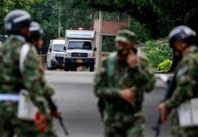 Диего Молано - В Колумбии при взрывах на военной базе пострадали десятки людей - facenews.ua - Колумбия - Афганистан