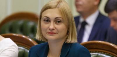 Евгения Кравчук - Кравчук обвинила ОПЗЖ в блокировании рассмотрения закона о Нацсовете по ТВ (ВИДЕО) - enovosty.com