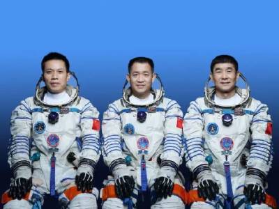 Тан Хунб - Китай отправляет первую пилотируемую миссию на строящуюся орбитальную станцию - gordonua.com - Китай