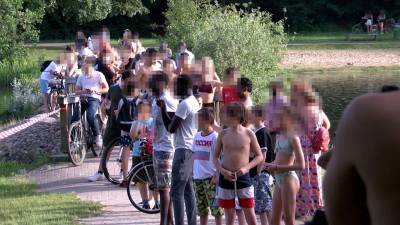 В Бремене 200 беженцев препятствовали работе спасателей и полиции, снимая трагедию на телефоны - germania.one - Берлин