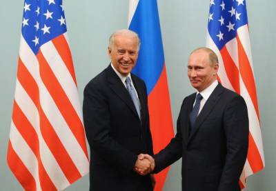Владимир Путин - Джо Байден - Ги Пармеленый - Путин и Байден поприветствовали друг друга рукопожатием перед саммитом РФ - США - trend.az - Россия - США - Швейцария