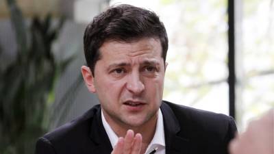 Владимир Зеленский - Владимир Путин - Зеленский ответил на обвинения в закрытии русских школ - sharij.net
