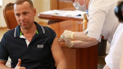 Вадим Шумков - «Прививаемся, друзья»: курганский губернатор Шумков поставил прививку от коронавируса - newdaynews.ru - Курганская обл. - Курган