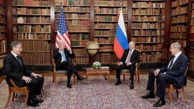 Владимир Путин - Дмитрий Песков - Джо Байден - Беседа Путина и Байдена в узком составе завершилась - 5-tv.ru - Женева