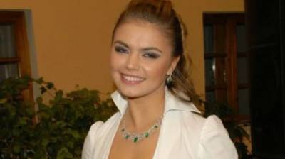 Алина Кабаева с детьми поблагодарила своих поклонников за пожелания - penzainform.ru - Токио