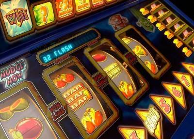 Скачиваем Джой казино и играем в автомат Costa Del Cash - skuke.net