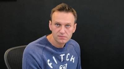 Владимир Путин - Алексей Навальный - Путин о нарушении Навальным законов РФ: «Он хотел быть задержанным» - 5-tv.ru - Швейцария