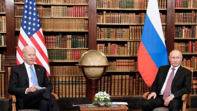 Владимир Путин - Джо Байден - Байден предложил Путину защитить 16 организаций инфраструктуры от кибератак - gazeta.ru - Вашингтон - Женева