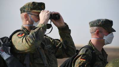 Адольф Гитлер - Аннегрет Крамп-Карренбауэр - Немецкие военные устроили нацистскую вечеринку в Литве - gazeta.ru - Литва